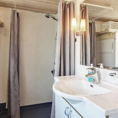Lisabeth - 250m From The Sea By Interhome Nyaraló *