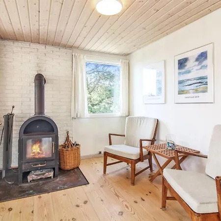 Lisabeth - 250m From The Sea By Interhome *