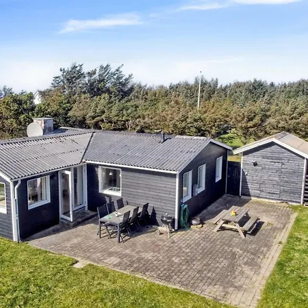 Lisabeth - 250m From The Sea By Interhome *